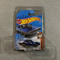 Hot Wheels 70 Dodge Charger R/T