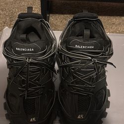 Balenciaga Tracks Size 45