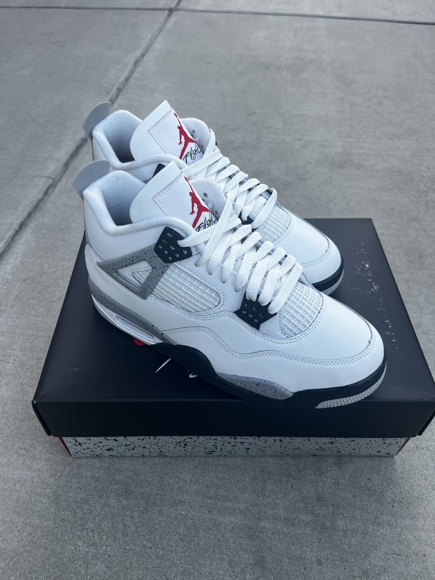 Air Jordan 4 