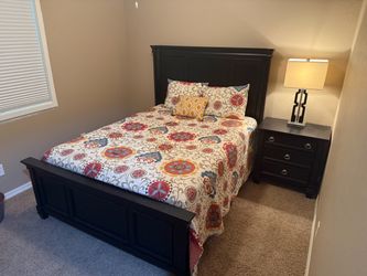Entire Queen Bedroom Set