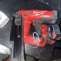 MILWAUKEE M18 FUEL 
