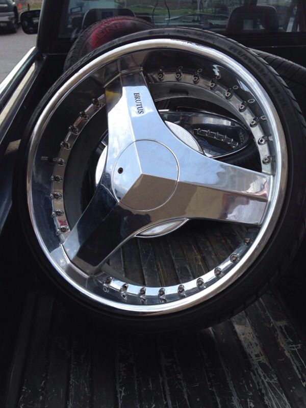 24 inch Brutus blades for Sale in Channelview, TX - OfferUp