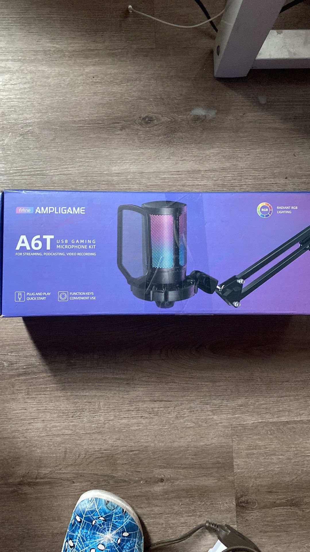 FIFINE Gaming PC USB Microphone, Podcast Condenser Mic with Boom Arm, Pop Filter