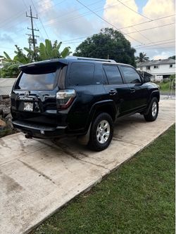 2016 Toyota 4Runner 4WD – Ready for Adventure!