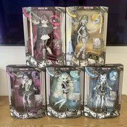 2025 Mattel Monster High Reel Drama Fashion Doll