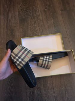 Burberry slides