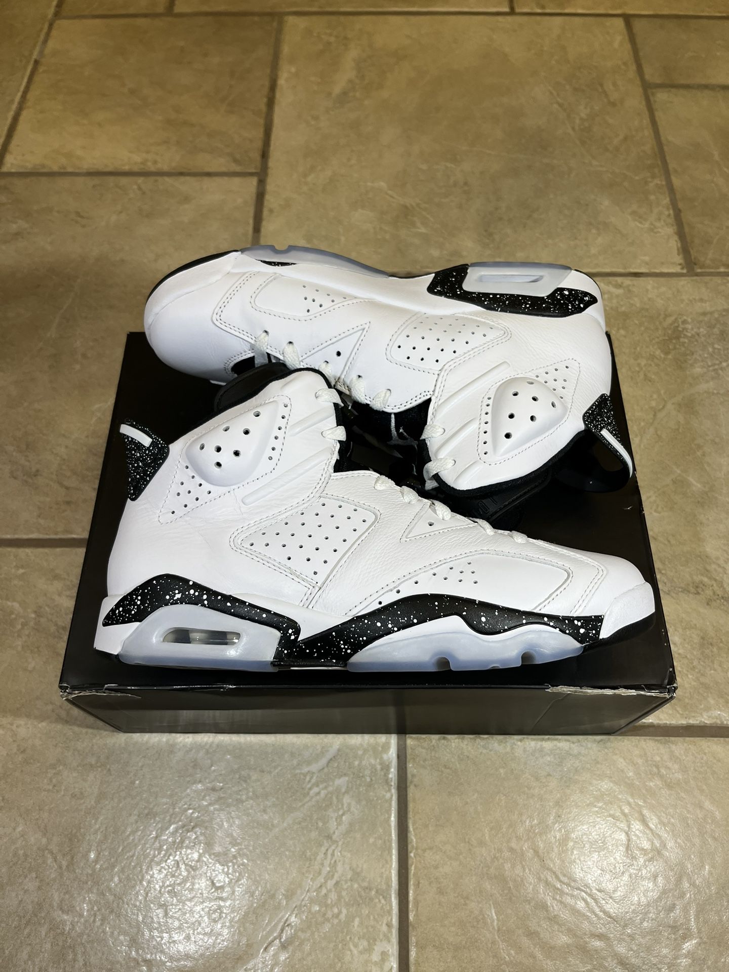 Jordan 6 Oreo