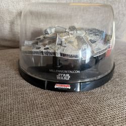 Star Wars Millennium Falcon