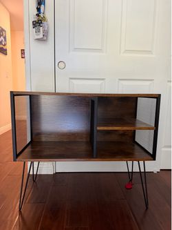 Vinyl Record Stand/Shelf