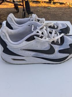 !! Men's Shoes Nike Air Max Size 10.5 Firm Price