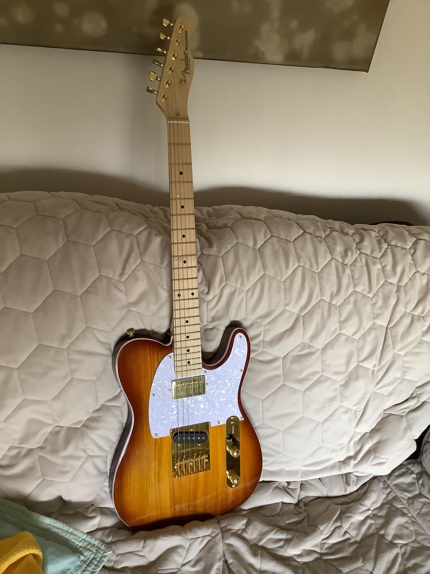 gold fender telecaster(USA)