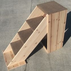 BEAUTIFUL "NEW" CUSTOM MADE SOLID WOOD DOG STAIRS