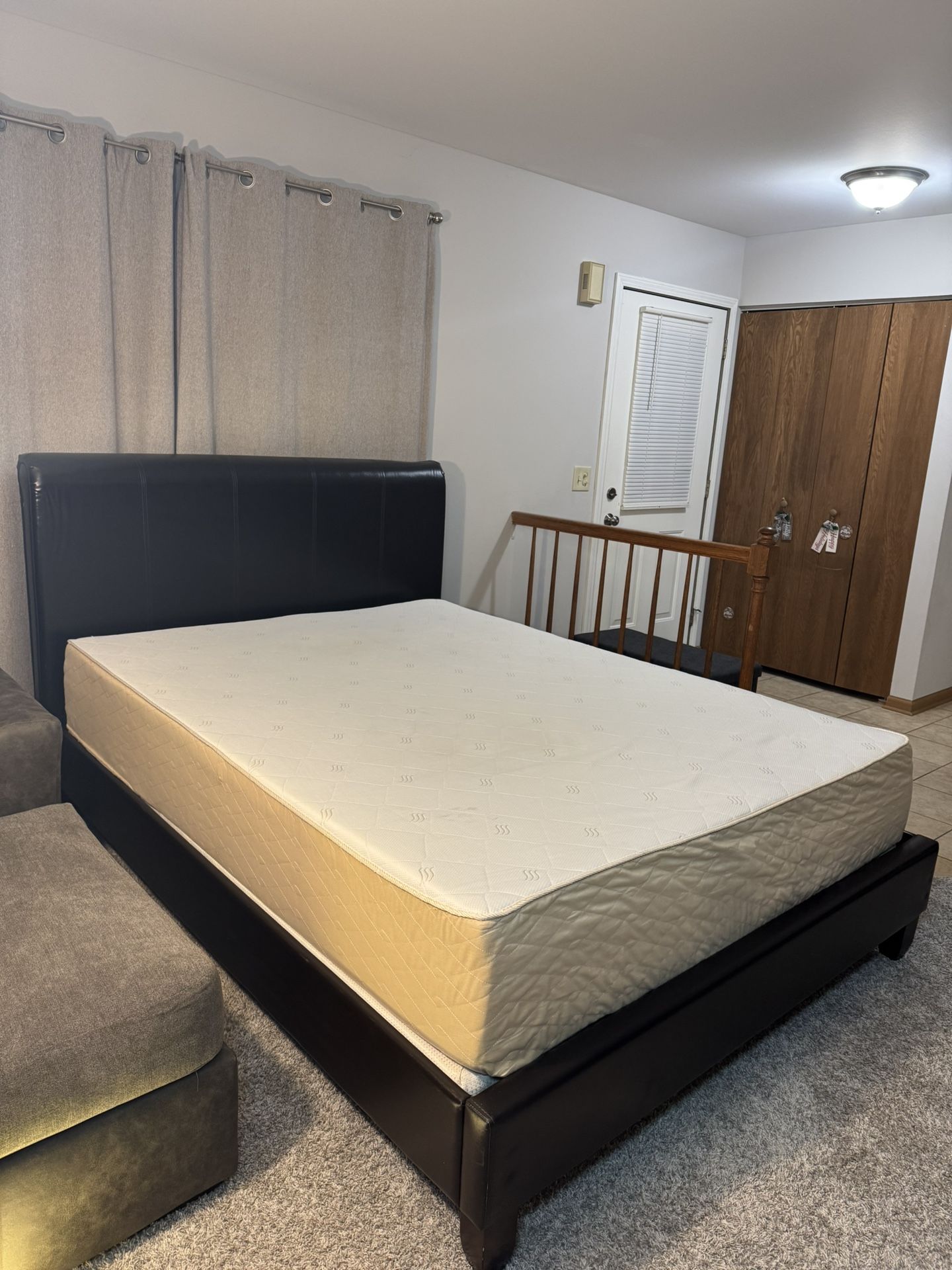 Queen Size Bed for Sale Dark Brown Faux Leather + Memory Foam Mattress