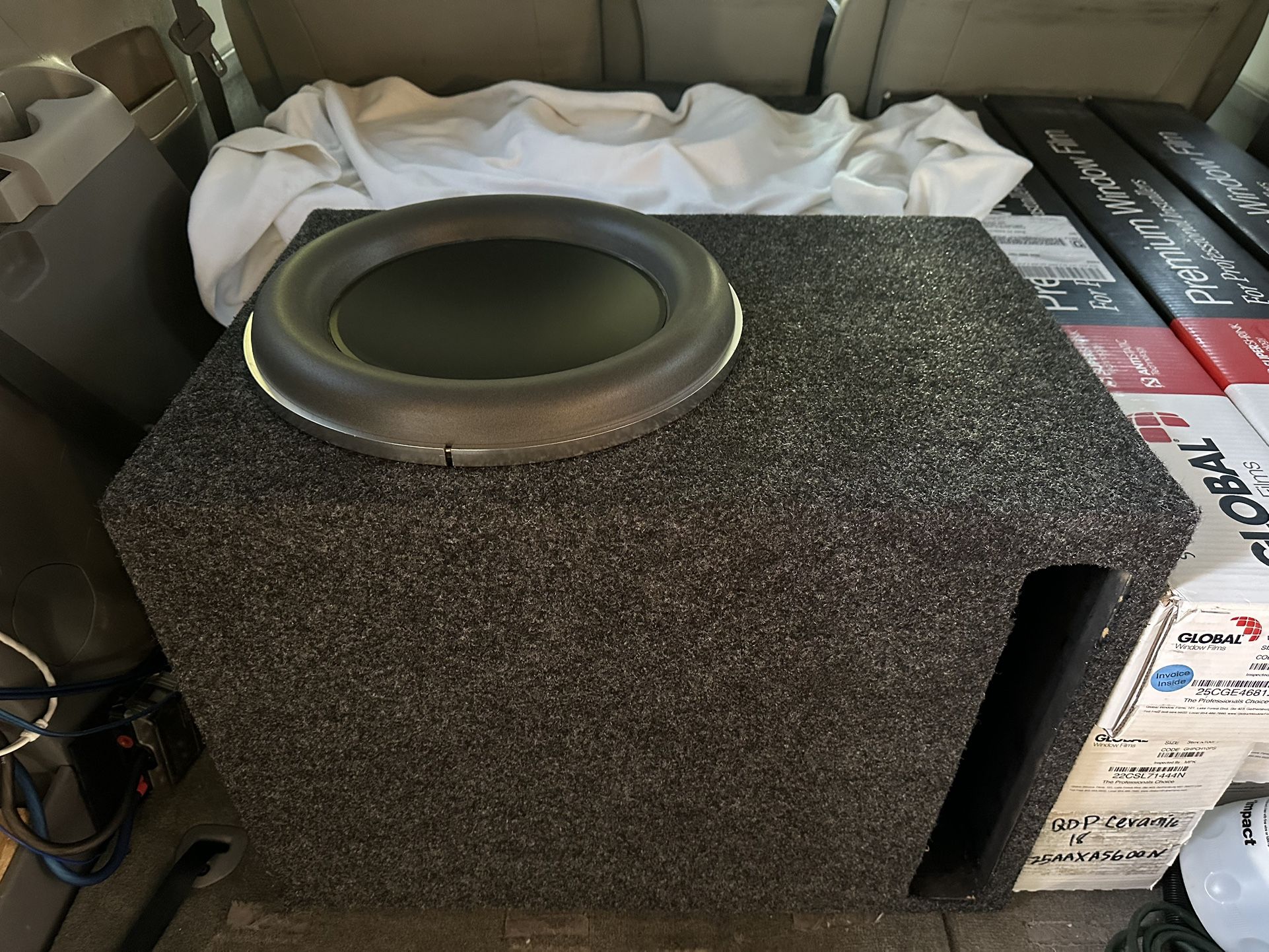 JL Audio 13.5w7 AE Custom Box 
