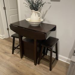 Drop leaf Breakfast Bar With Stools