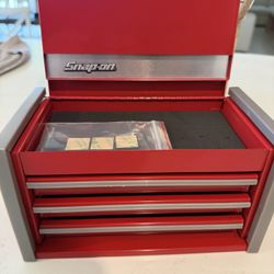Snap On Micro Chest