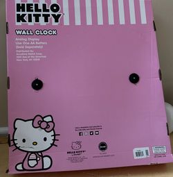 Hello kitty Wallace clock
