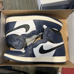 Nike Air Jordan 1 Retro High OG size 10