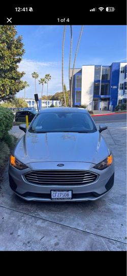 2019 Ford Fusion hybrid s