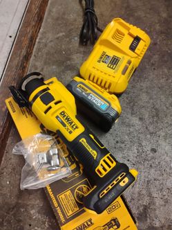 Router DeWalt nuevo batería i cargador usados