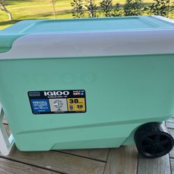Igloo Wheelie Cooler