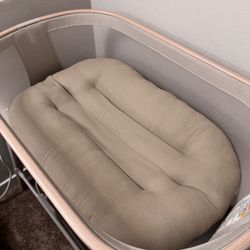 Snuggle Me Infant Lounger