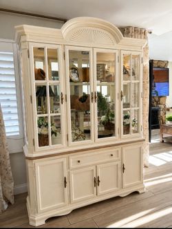 China cabinet