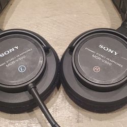 Sony MDR-V500 Pro DJ Headphone 