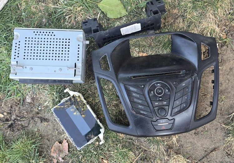 Ford Focus Radio