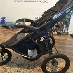 SHWINN Jogging Stroller