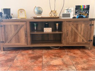 70” Tv stand brand new in box