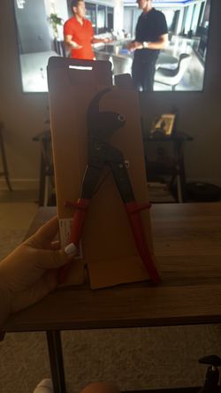 Cable cutters
