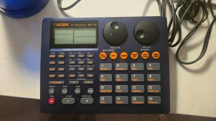 BOSS DR-770 Drum Machine + BOSS Adapter