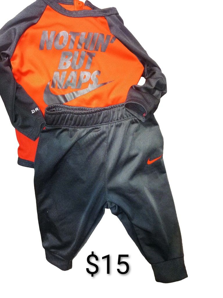 Nike Boys 6 To 9 Months Outfit