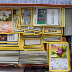 1,300+ Pokemon Cards