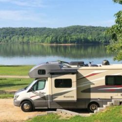 2017V 25 ft. Winnebago Navion RV