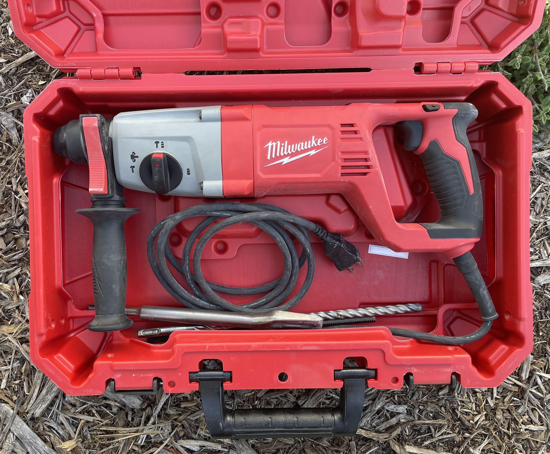 Milwaukee Rotary Hammer