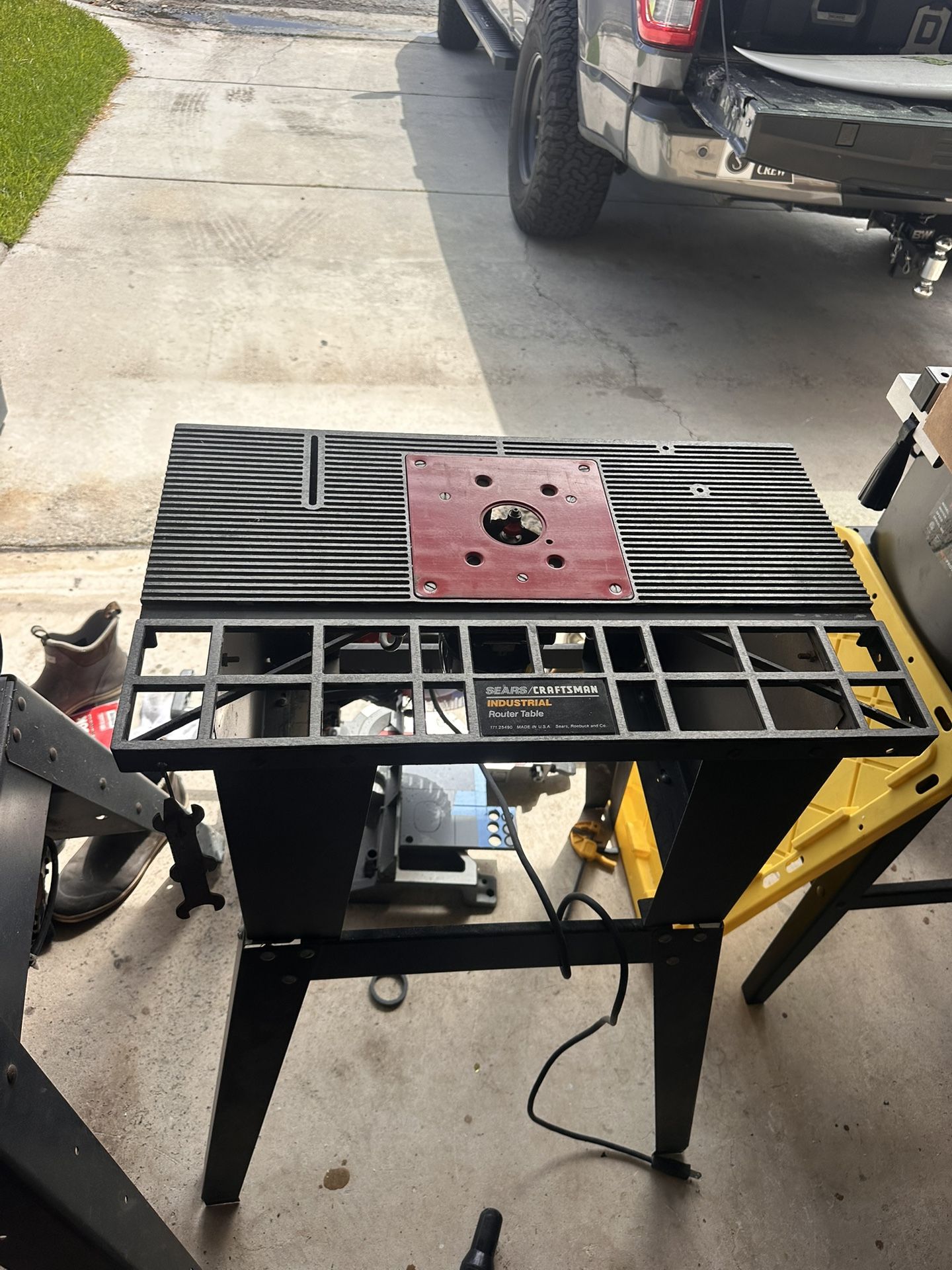 Craftsman Router Table W/ Router