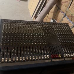 Sound Craft LX7 11 24 Channel Mixer