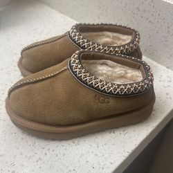 Uggs Tasman II