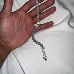 Iced Out Cluster Link Tennis Bracelet - Mossanite 