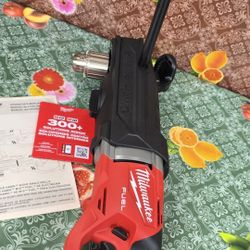 Exclusive

Milwaukee
M18 FUEL 18V Lithium-Ion Brushless Cordless GEN 2 SUPER HAWG 1/2 in. Right Angle Drill (Tool-Only)