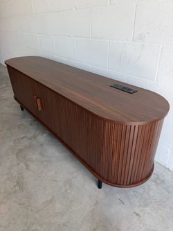 Walnut Oak TV Stand ā Fluted Media Console ā Mid Century Modern ā Brand New!
