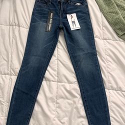NEW Ashley Mason High Rise Skinny Jeans (Size 3) – Tags Attached