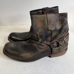 Roan By Bed Stu Boots