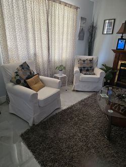 Chairs- living room- excellent condition