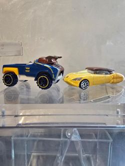 Hot Wheels Beauty and The Beast 1:64 Die-Cast