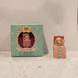 1994 Precious Moments Sweet Holidays A Limited Edition Pop-Up Ornament