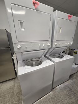 27in Stackable Washer And Electric Dryer Used 