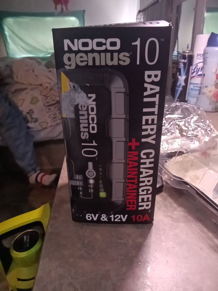 Noco genius 10 Battery charger + maintainer